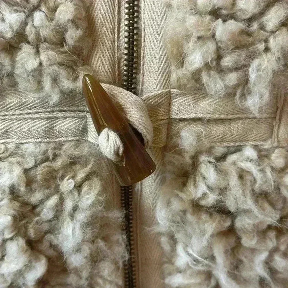 Anthropologie “Brenna” Faux Fur “Teddy” Short Coat In Cream Extra Small EUC! - Picture 11 of 16
